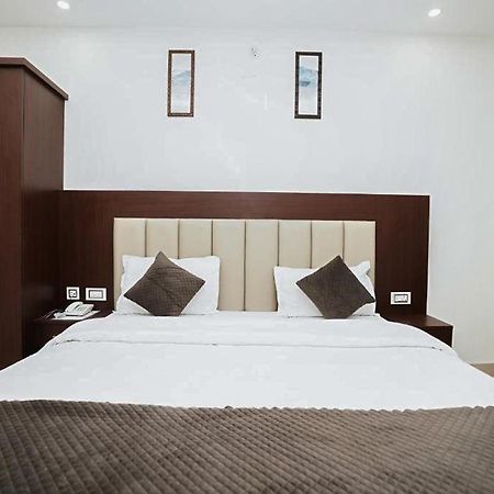 Hotel The 7 Seas Rishīkesh Dış mekan fotoğraf