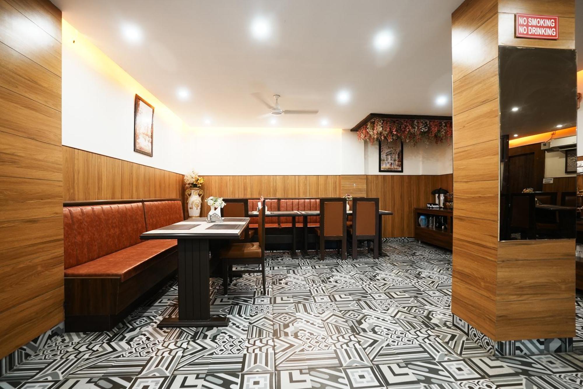 Hotel The 7 Seas Rishīkesh Dış mekan fotoğraf