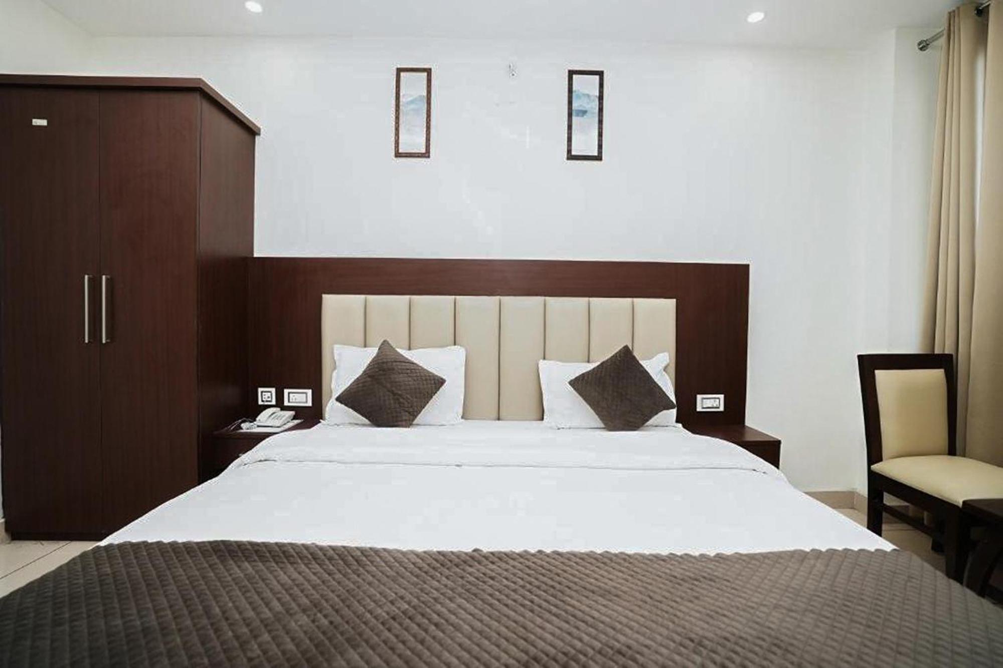 Hotel The 7 Seas Rishīkesh Dış mekan fotoğraf