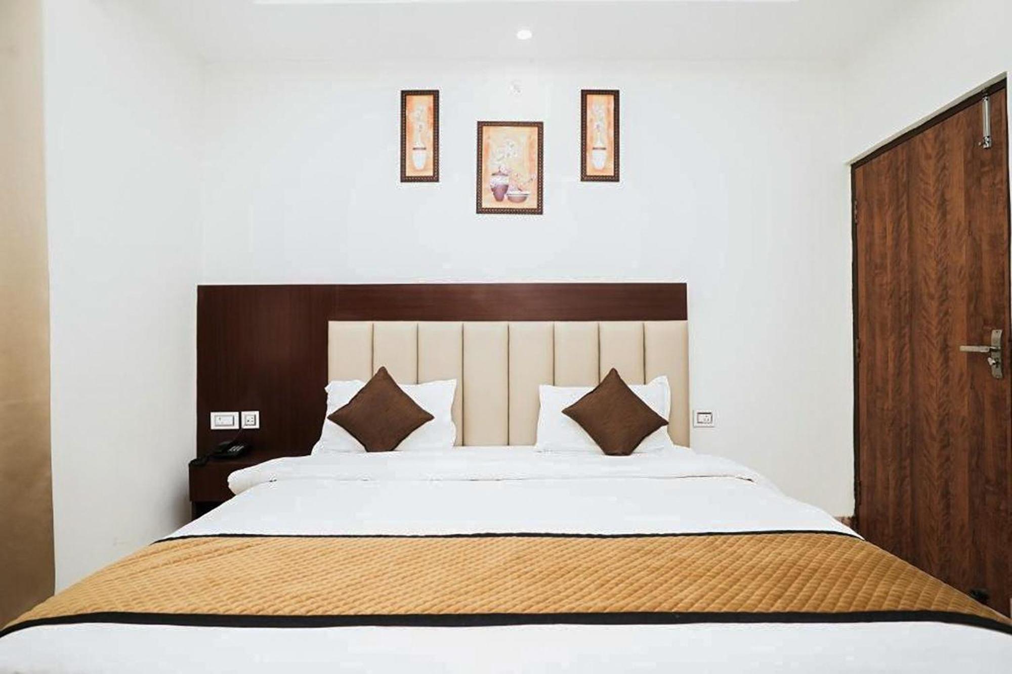 Hotel The 7 Seas Rishīkesh Dış mekan fotoğraf
