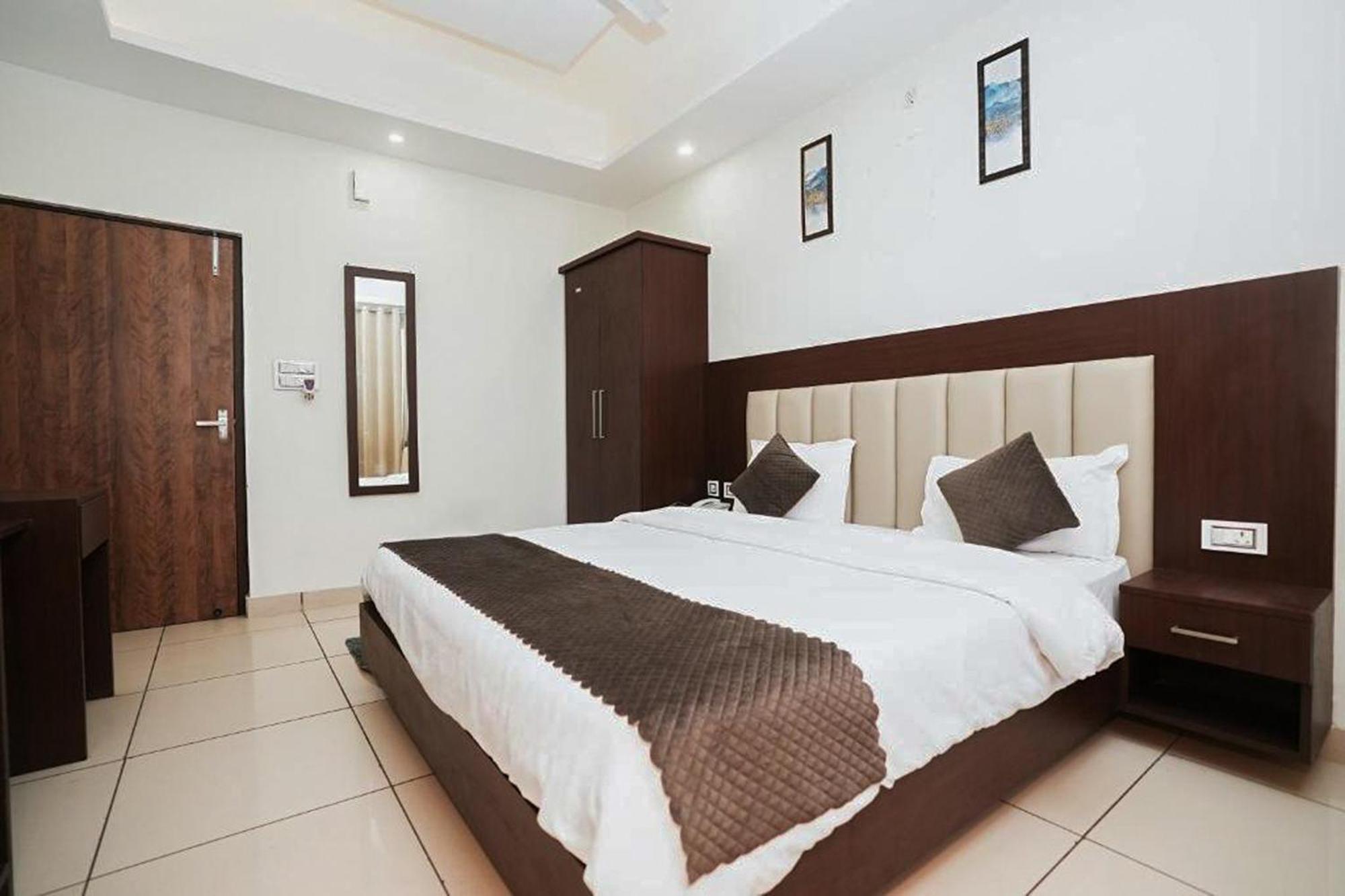 Hotel The 7 Seas Rishīkesh Dış mekan fotoğraf