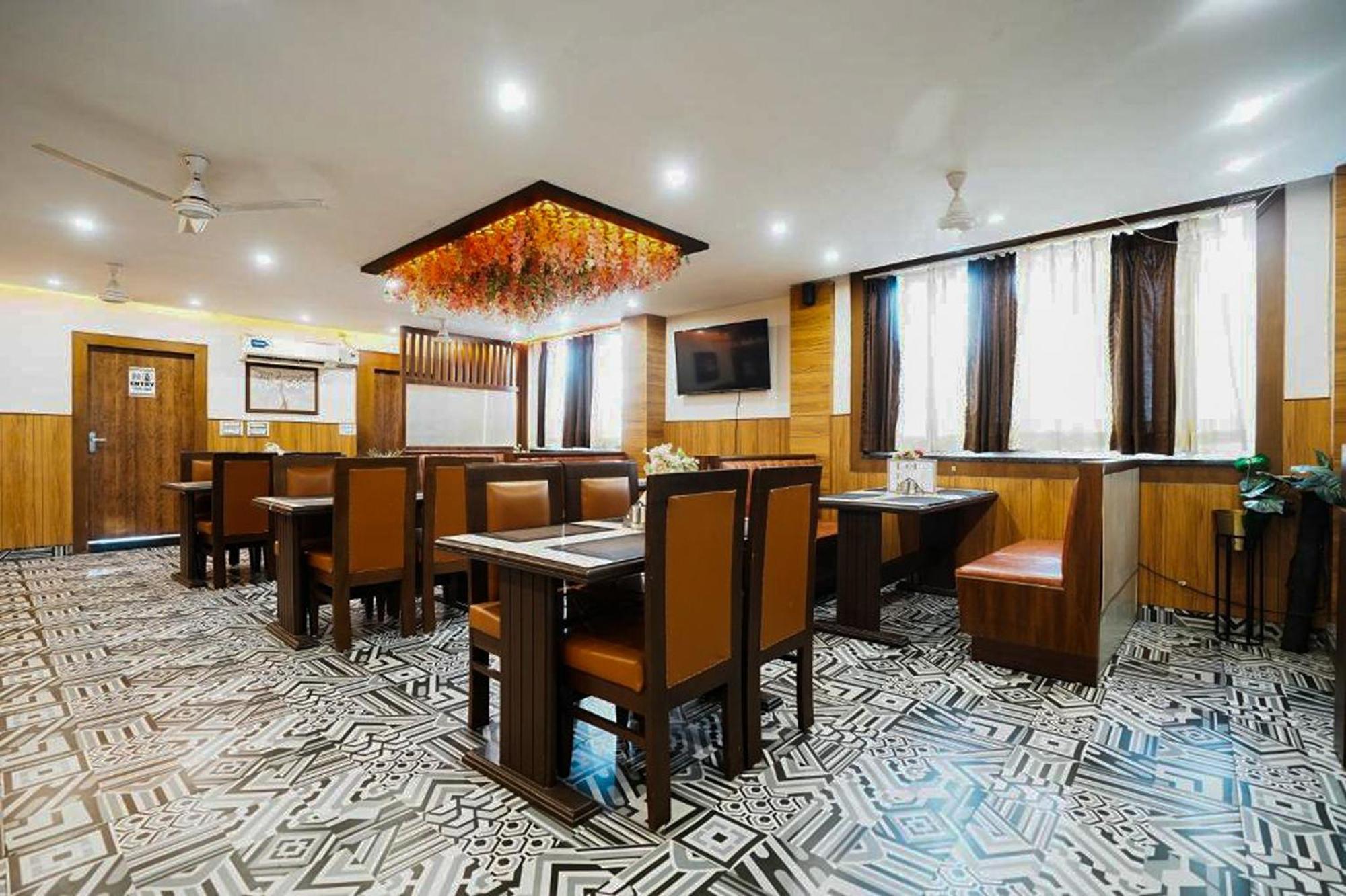 Hotel The 7 Seas Rishīkesh Dış mekan fotoğraf